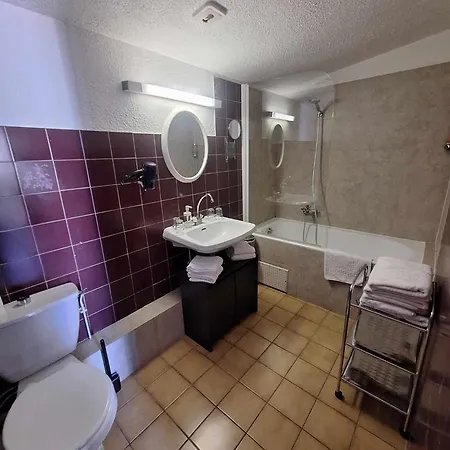 Hotel Le Connetable 2*
